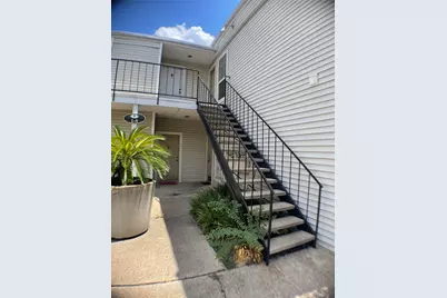 9809 Richmond Avenue #F8, Houston, TX 77042 - Photo 4