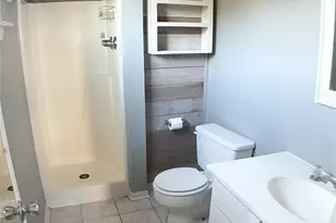 9809 Richmond Ave, Houston, TX 77042 - Photo 16