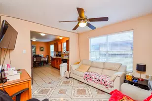 6039 Lark Haven Ln, Houston, TX 77085 - Photo 6