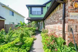 6039 Lark Haven Ln, Houston, TX 77085 - Photo 2