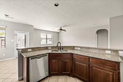 2896 Torano, League City, TX 77573 - Photo 14