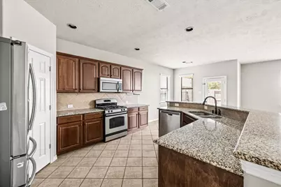 2896 Torano, League City, TX 77573 - Photo 12