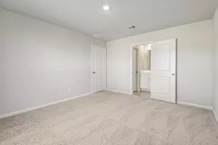 8223 Blooming Meadow Ln, Houston, TX 77016 - Photo 4