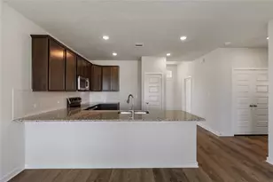 308 Rockbridge Dr, Huntsville, TX 77340 - Photo 10