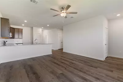 308 Rockbridge Drive, Huntsville, TX 77340 - Photo 14