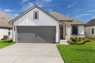 308 Rockbridge Drive, Huntsville, TX 77340 - Photo 1
