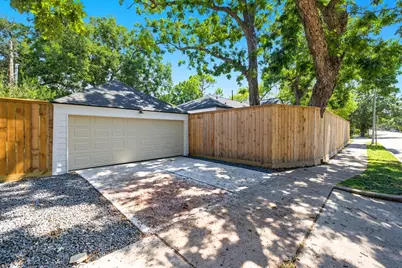 2538 Southgate Boulevard, Houston, TX 77030 - Photo 16