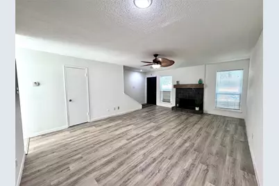 9901 Sharpcrest Street #M6, Houston, TX 77036 - Photo 10