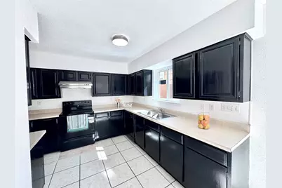 9901 Sharpcrest Street #M6, Houston, TX 77036 - Photo 2