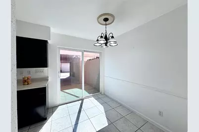 9901 Sharpcrest Street #M6, Houston, TX 77036 - Photo 8