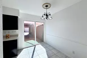 9901 Sharpcrest St, Houston, TX 77036 - Photo 8