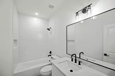870 W Little York Road #D, Houston, TX 77091 - Photo 8