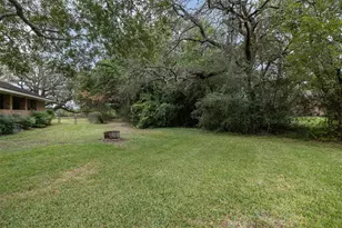 1081 Shirley Oaks St, Columbus, TX 78934 - Photo 30