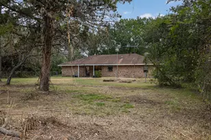 1081 Shirley Oaks St, Columbus, TX 78934 - Photo 28