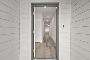 523 Shoreview Dr, Conroe, TX 77303 - Photo 2