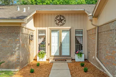 258 Edgewater Drive, West Columbia, TX 77486 - Photo 2