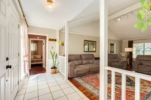 258 Edgewater Dr, West Columbia, TX 77486 - Photo 4