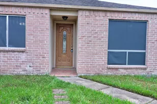 9203 Danforth Way, Houston, TX 77083 - Photo 4