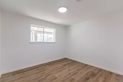 9214 Woodland Oaks Drive, Houston, TX 77040 - Photo 26