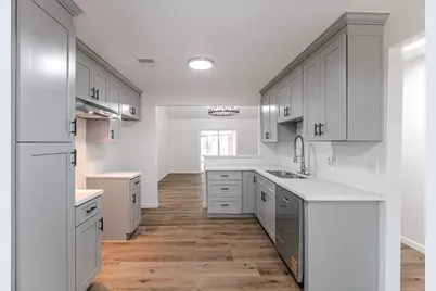 9214 Woodland Oaks Drive, Houston, TX 77040 - Photo 8