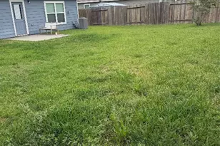 8410 Dusty Ridge Rd, Baytown, TX 77523 - Photo 4