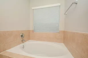 6911 Kamiah Ct, Houston, TX 77040 - Photo 10