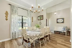 429 N Amherst Dr, West Columbia, TX 77486 - Photo 6