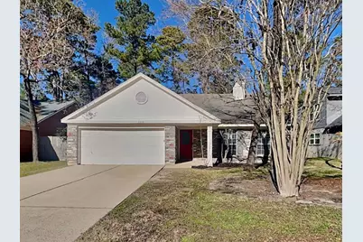 110 S Village Knoll Circle, The Woodlands, TX 77381 - Photo 1
