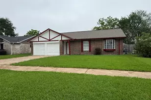 10519 Kirkglen Dr, Houston, TX 77089 - Photo 1