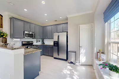 6222 Skyline Drive #17, Houston, TX 77057 - Photo 8