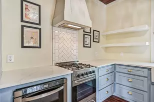 1411 26th St St, Galveston, TX 77550 - Photo 10