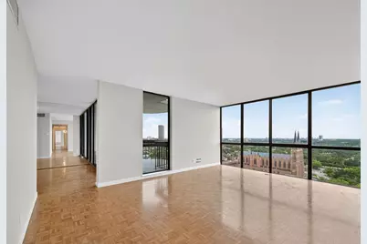 5001 Woodway Drive #1804, Houston, TX 77056 - Photo 4