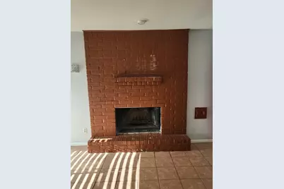 713 Carol Lynn Drive, Missouri City, TX 77489 - Photo 2