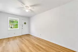 3502 Goodhope St, Houston, TX 77021 - Photo 8