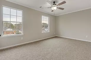 5445 N Buffalo Cir, Willis, TX 77378 - Photo 4