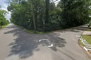 705 N 6th St, Conroe, TX 77301 - Photo 4