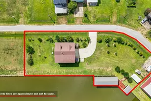 220 Kings Dr, Freeport, TX 77541 - Photo 4