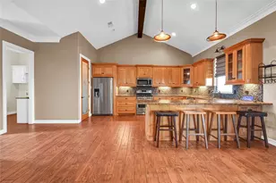 220 Kings Dr, Freeport, TX 77541 - Photo 12