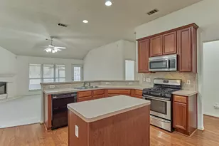 256 Mesa View, Conroe, TX 77316 - Photo 16