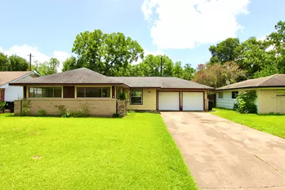 6923 Edgemoor Drive, Houston, TX 77074 - Photo 1