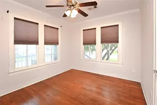 1117 37th St, Galveston, TX 77550 - Photo 12