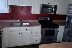 9339 Westwood Village Dr, Houston, TX 77036 - Photo 8