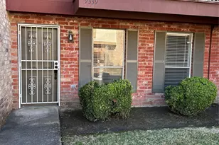 9339 Westwood Village Dr, Houston, TX 77036 - Photo 2