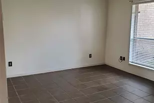 9339 Westwood Village Dr, Houston, TX 77036 - Photo 4