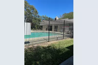 9339 Westwood Village Drive, Houston, TX 77036 - Photo 20