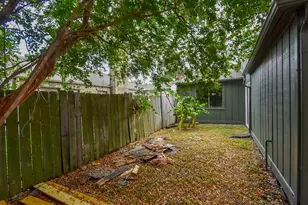 2802 Ashford Oak Dr, Houston, TX 77082 - Photo 32