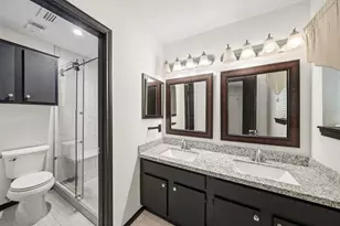 800 Country Pl Dr, Houston, TX 77079 - Photo 10