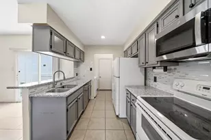 800 Country Pl Dr, Houston, TX 77079 - Photo 6