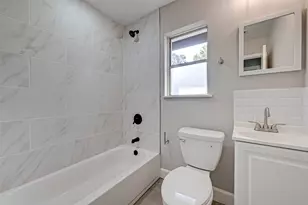 5838 Reed Rd, Houston, TX 77033 - Photo 10