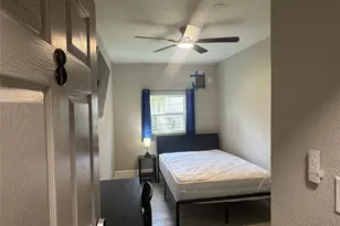 5838 Reed Rd, Houston, TX 77033 - Photo 14